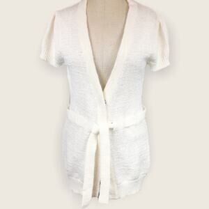 Sarah spencer snap top sz Medium